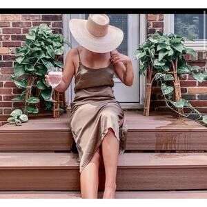 leRumi Green Brown Side Slit Shift Kinsey Back Tie Slip Dress size Medium